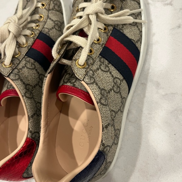 Gucci Ace GG Supreme sneaker - Picture 13 of 15